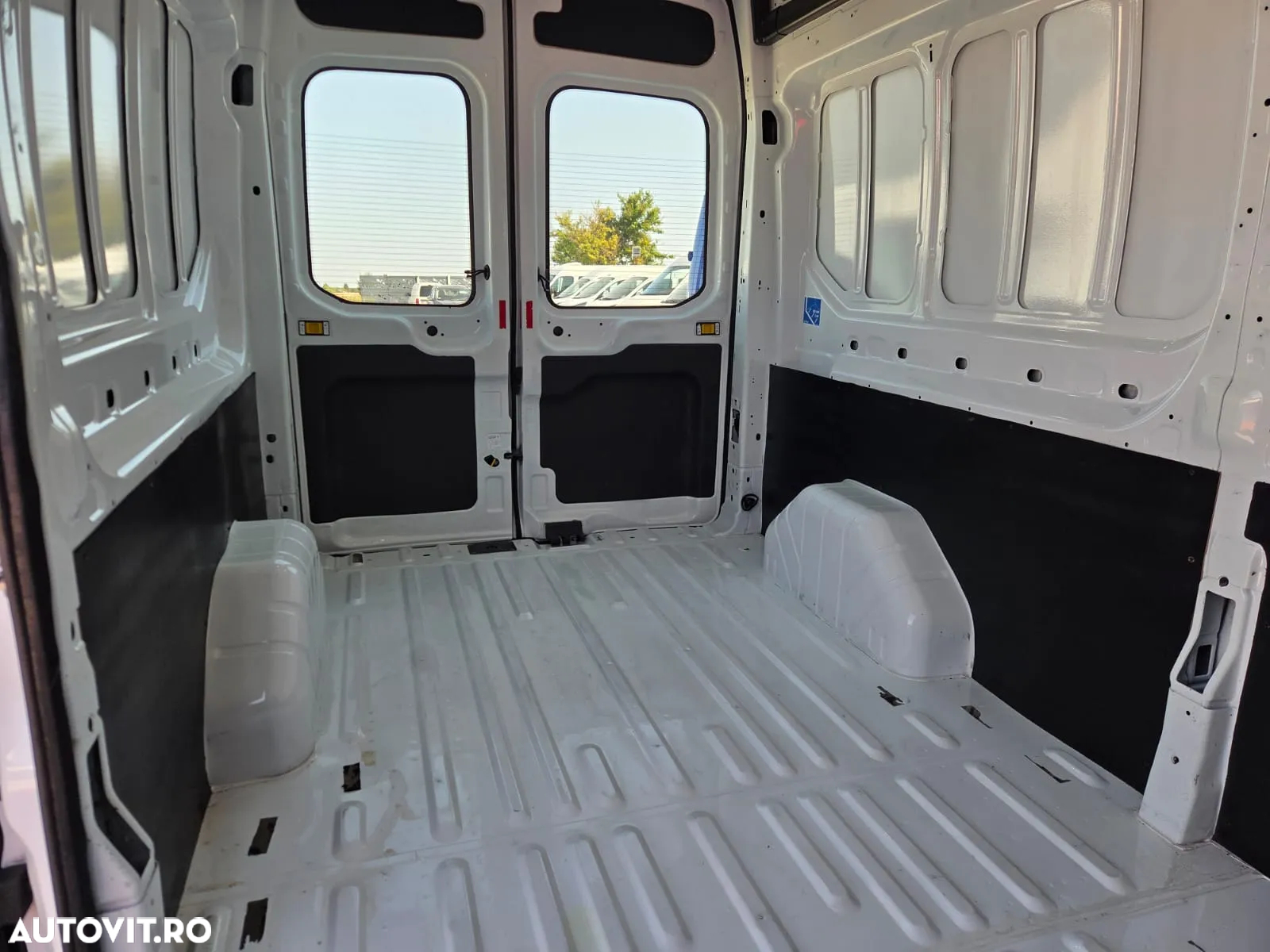 Ford Transit L3H3 - 16
