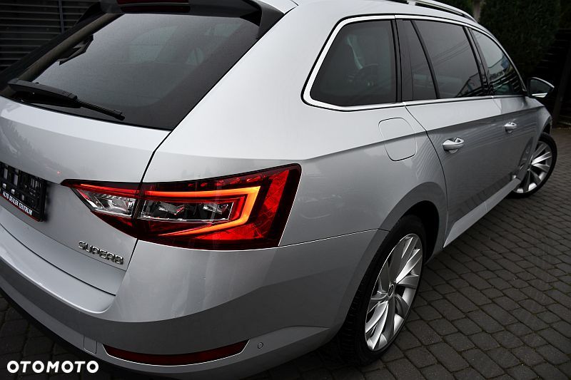 Skoda Superb 1.6 TDI DSG Style - 33