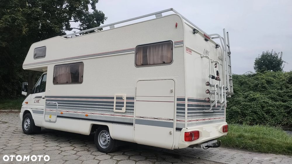 Mercedes-Benz Sprinter - 36