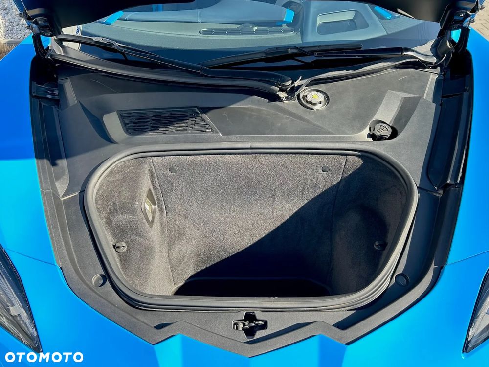 Chevrolet Corvette Stingray 3LT 6.2 V8 Automatik - 9