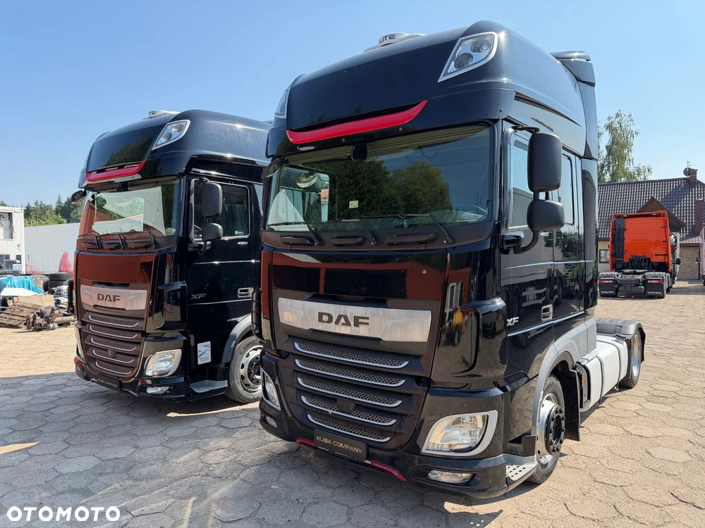 DAF XF 106 480 / MEGA LOW DECK / 2 SZTUKI / KLIMA POSTOJOWA / 702 TYS. KM PRZEBIEGU / NOWY TACHOGRAF / NAJWYŻSZA KABINA SUPER SPACE CAB / LODÓWKA / 2018 ROK !! - 2