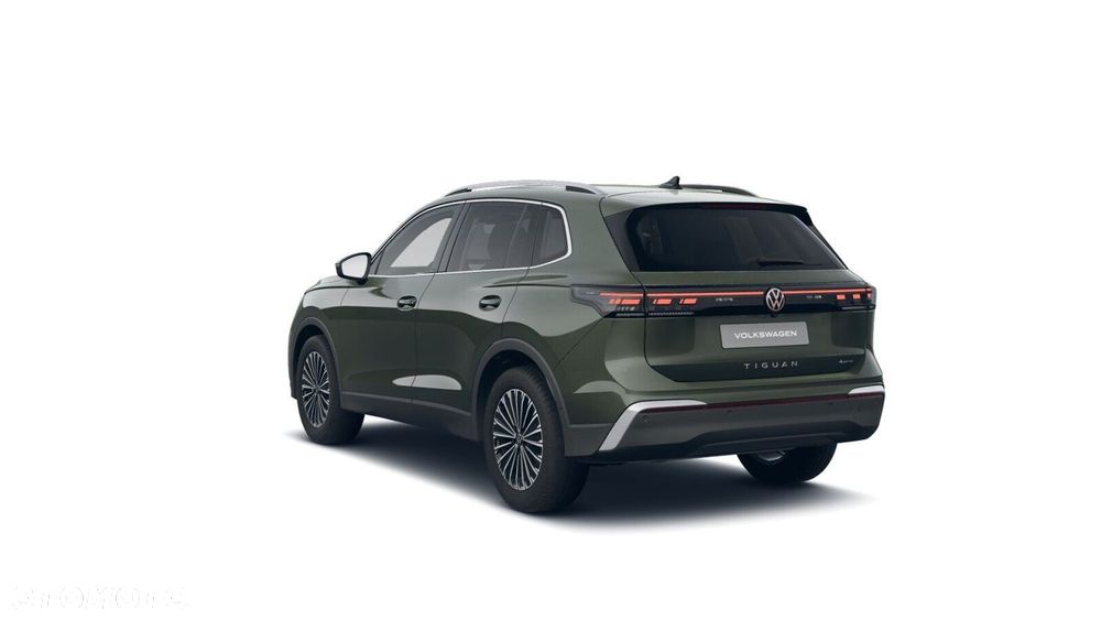 Volkswagen Tiguan - 4