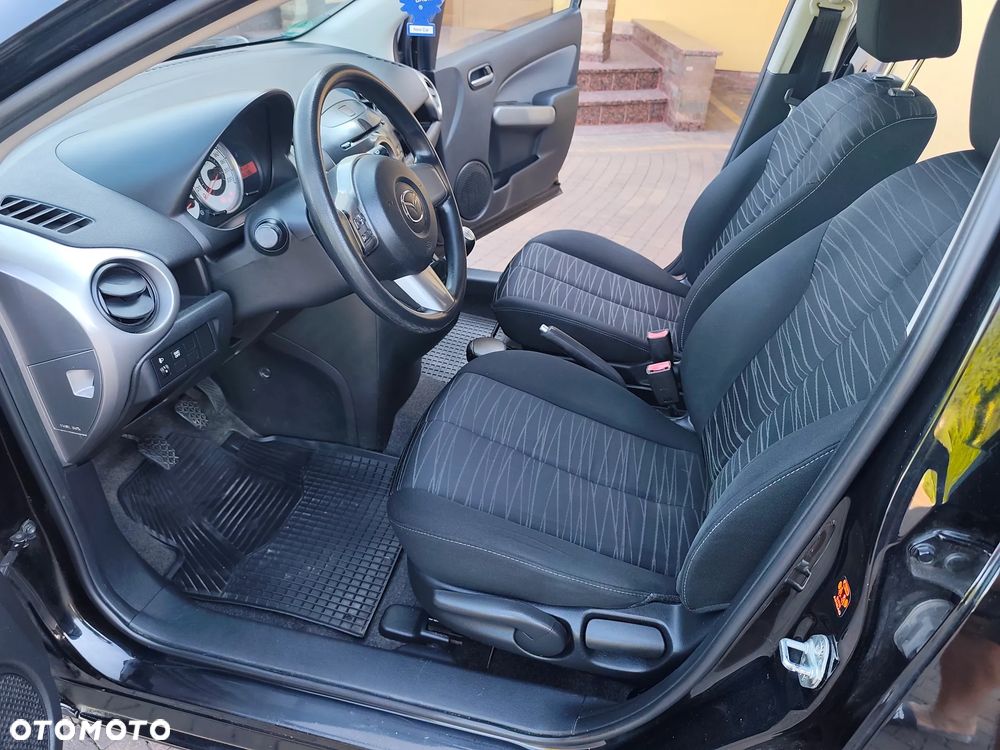 Mazda 2 1.3 MZR Active - 12