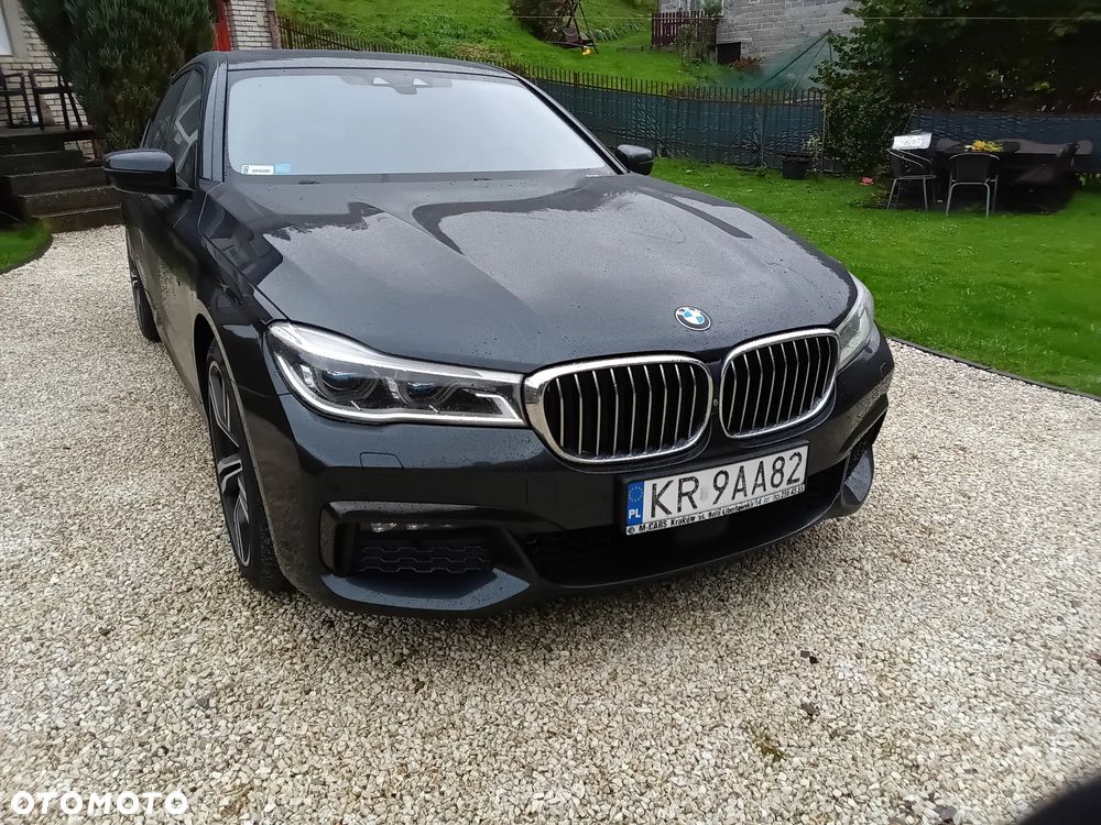 BMW Seria 7 740d xDrive - 9