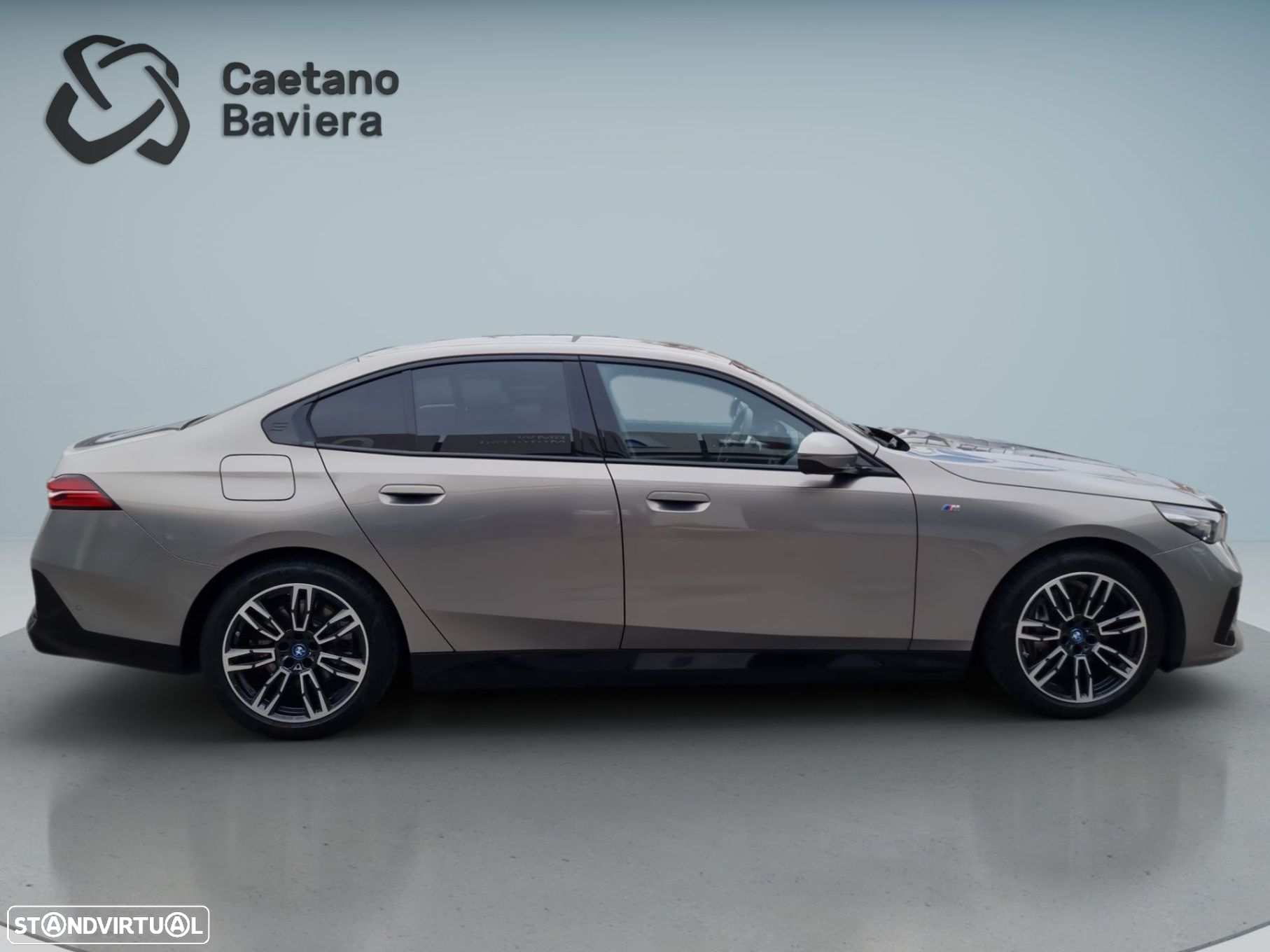 BMW i5 eDrive40 Pack Desportivo M - 9