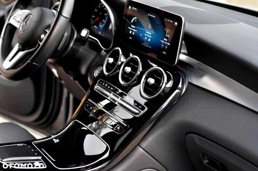 Mercedes-Benz GLC 200 d Business Edition - 27
