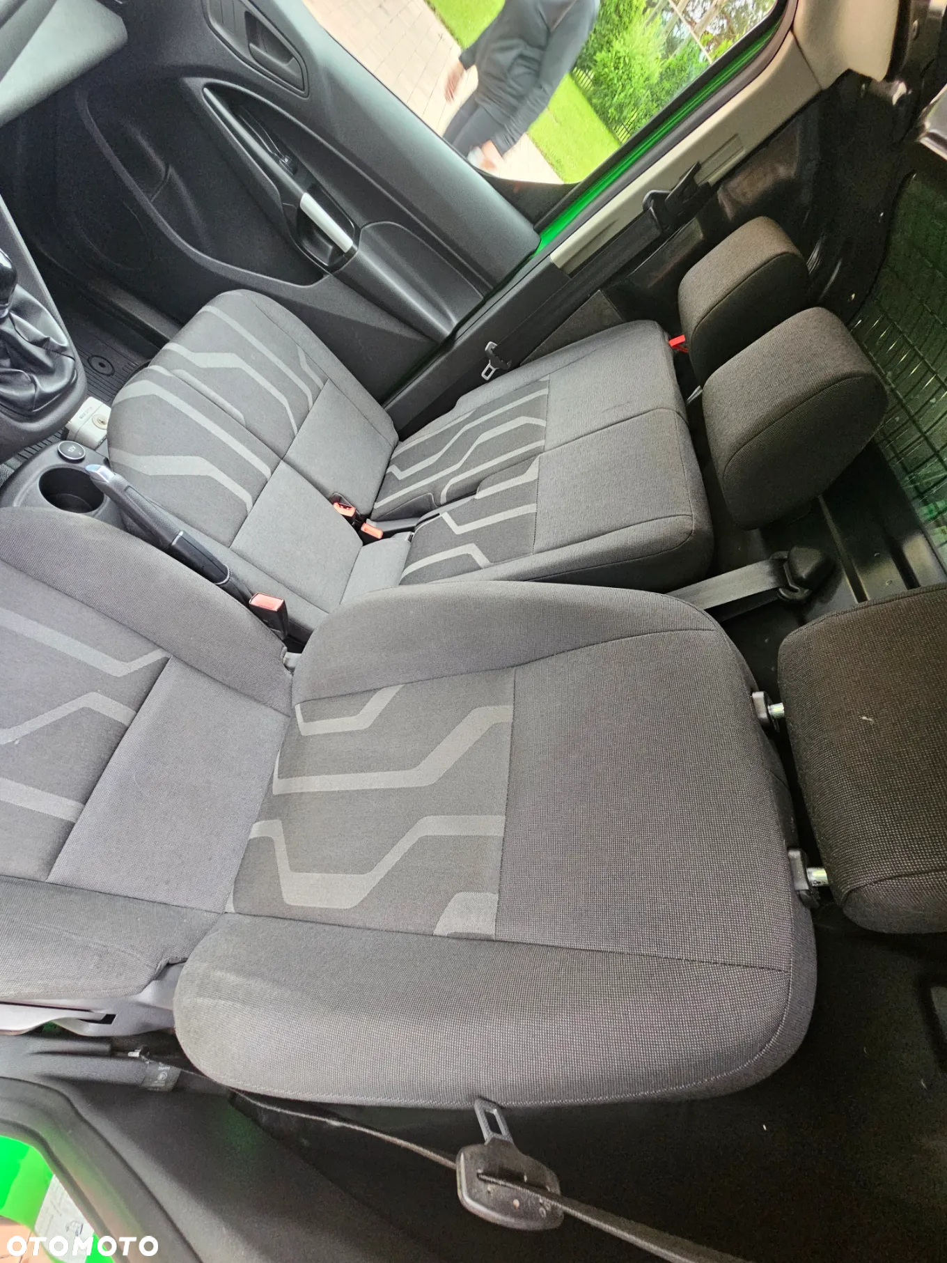 Ford Transit Connect - 28