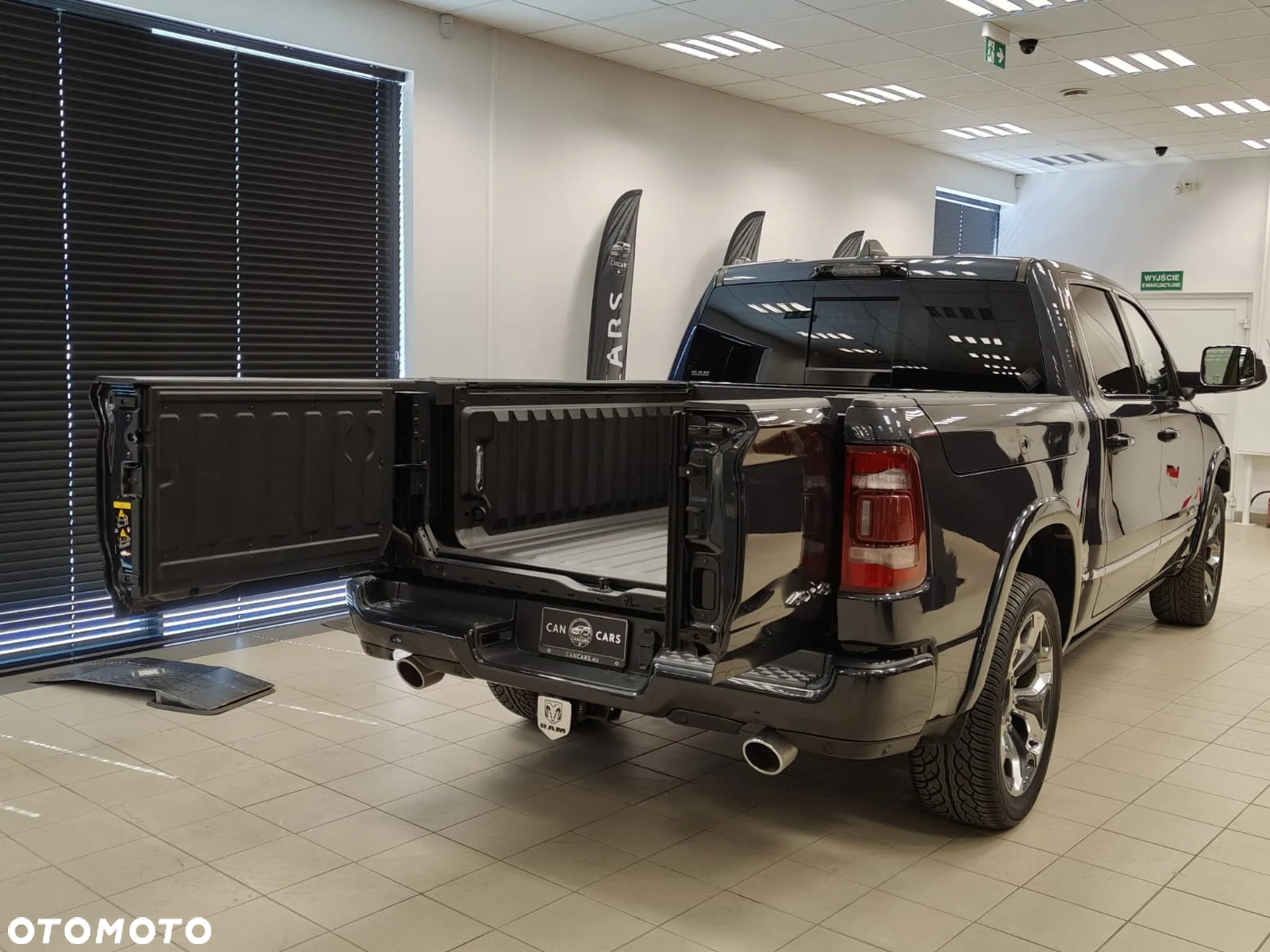 RAM 1500 - 19