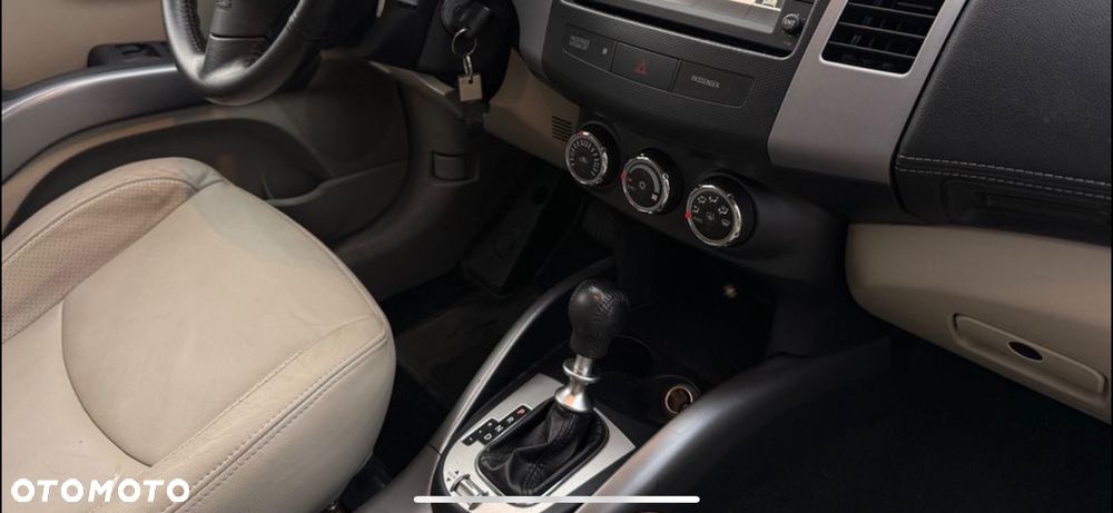 Citroën C-Crosser 2.2 HDi Exclusive DCS - 15