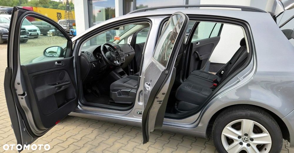 Volkswagen Golf Plus - 18