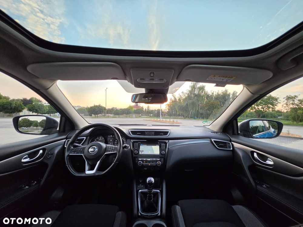 Nissan Qashqai 1.2 DIG-T N-Connecta - 10