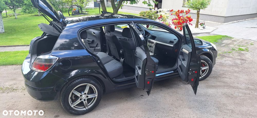 Opel Astra 1.7 CDTI Cosmo - 10