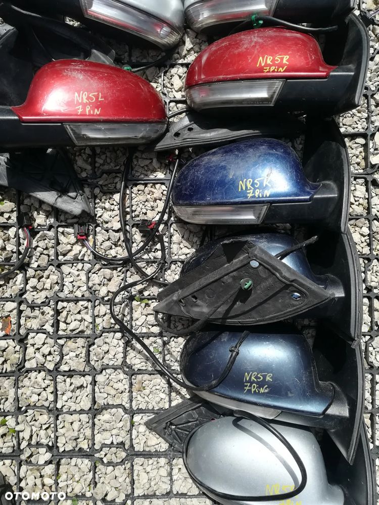 VW LUSTERKA LEWE PRAWE VOLKSWAGEN LUSTERKO - 19