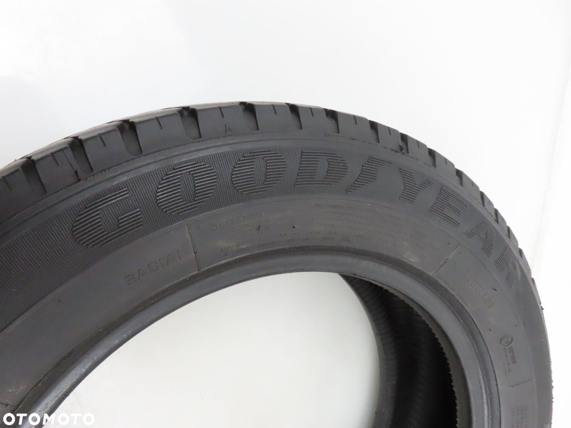 195/65R16C OPONA DOSTAWCZA LETNIA Goodyear Cargo G26 104/102R - 2