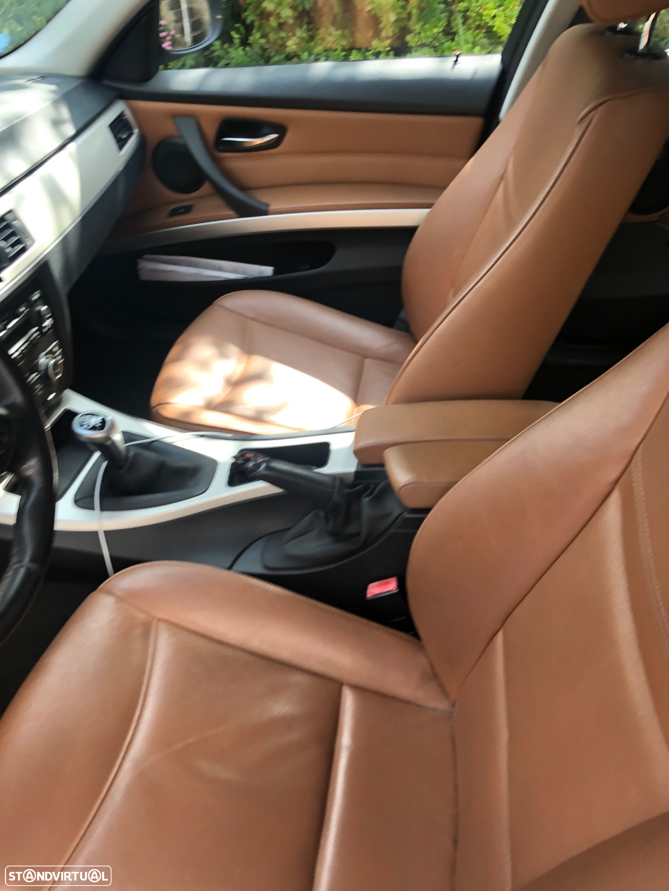 BMW 320 d Touring - 10