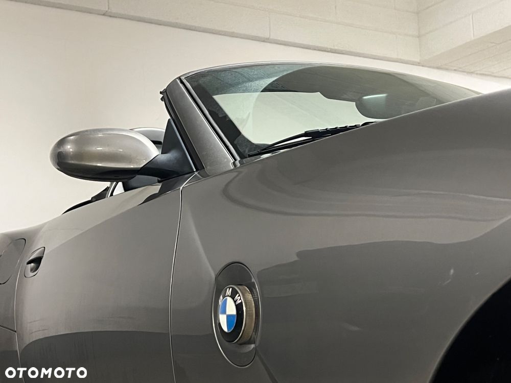 BMW Z4 2.2i - 16
