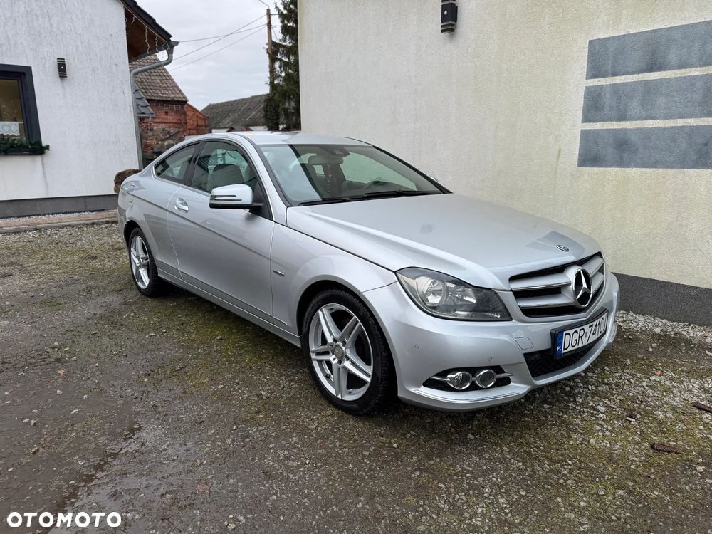 Mercedes-Benz Klasa C 180 BlueEFFICIENCY 7G-TRONIC - 9