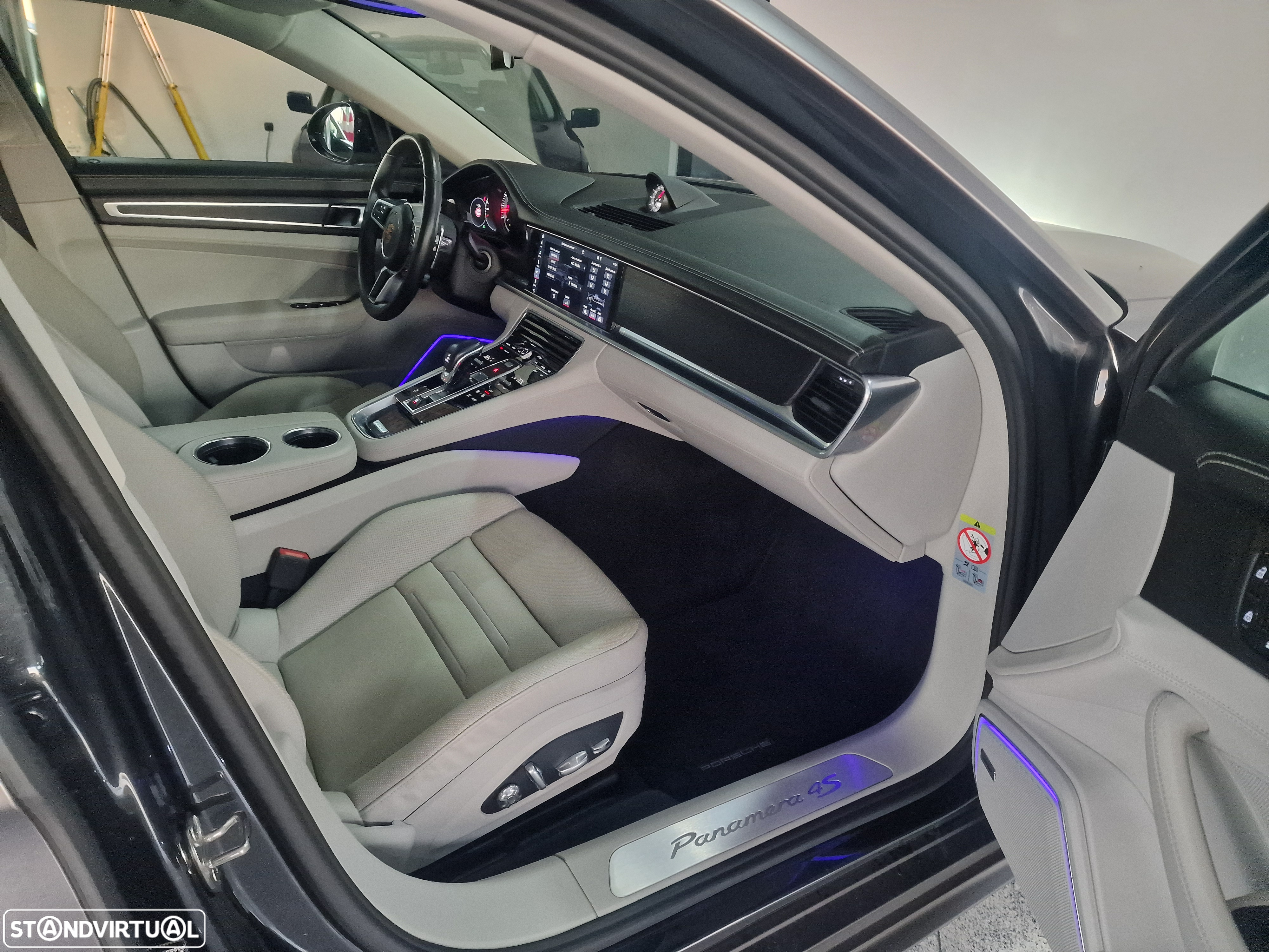 Porsche Panamera Sport Turismo 4S - 18