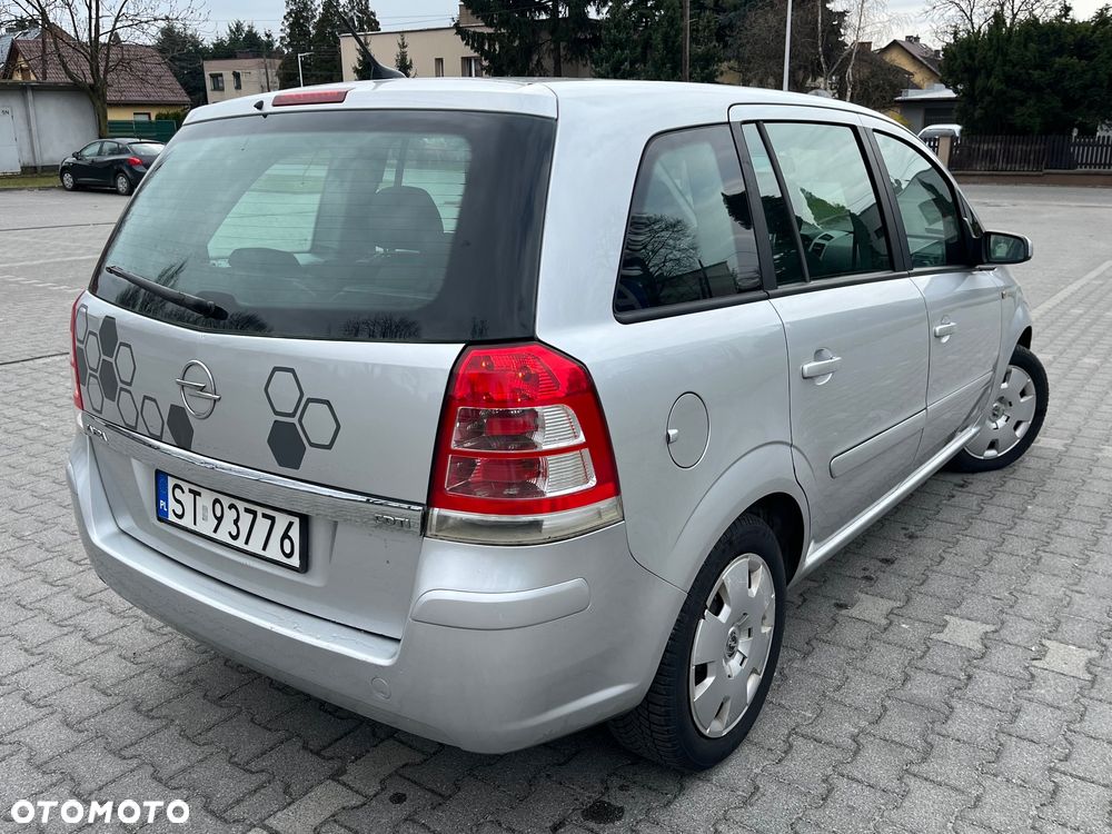 Opel Zafira 2.0 DTI Base - 4