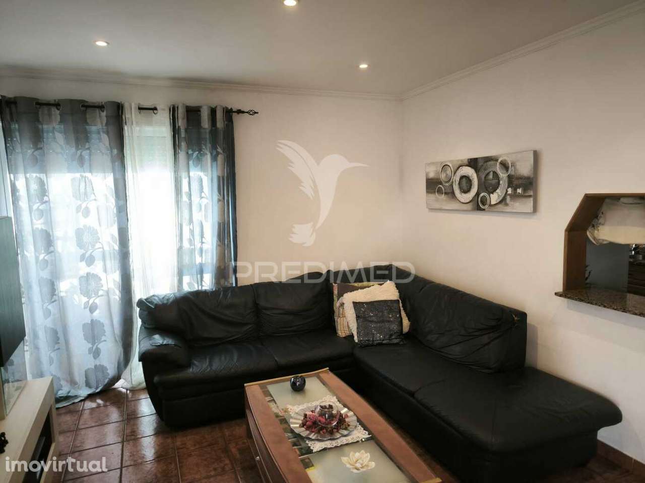 T3 transformado em T2 no centro de Sacavém - Oportunidade - Grande imagem: 3/18