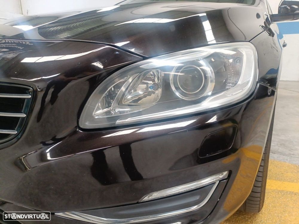 Volvo V60 2.4 D6 Momentum AWD Phev - 5