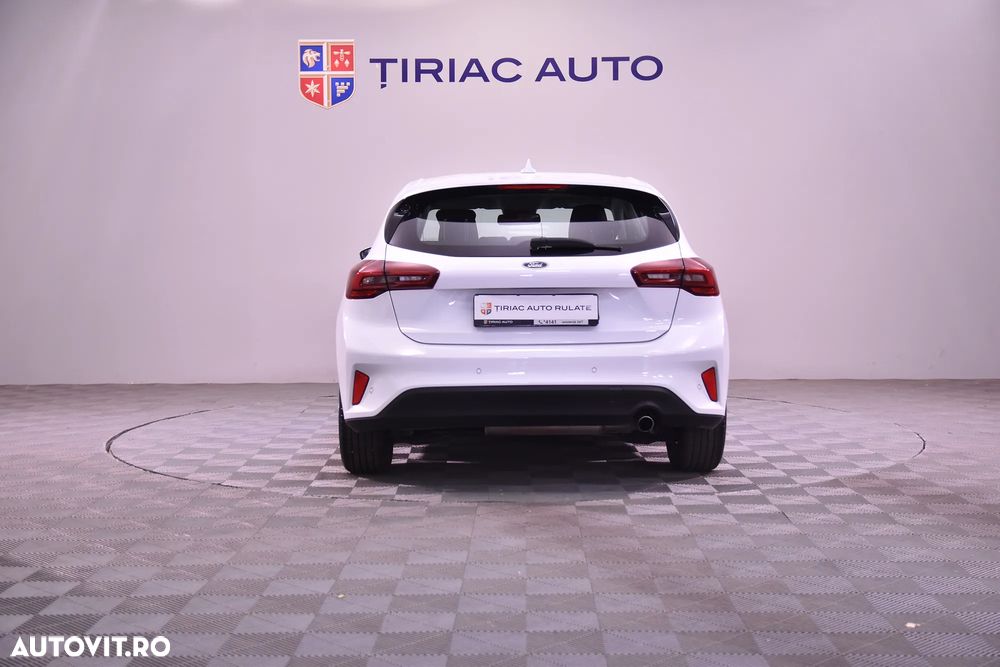 Ford Focus - 4