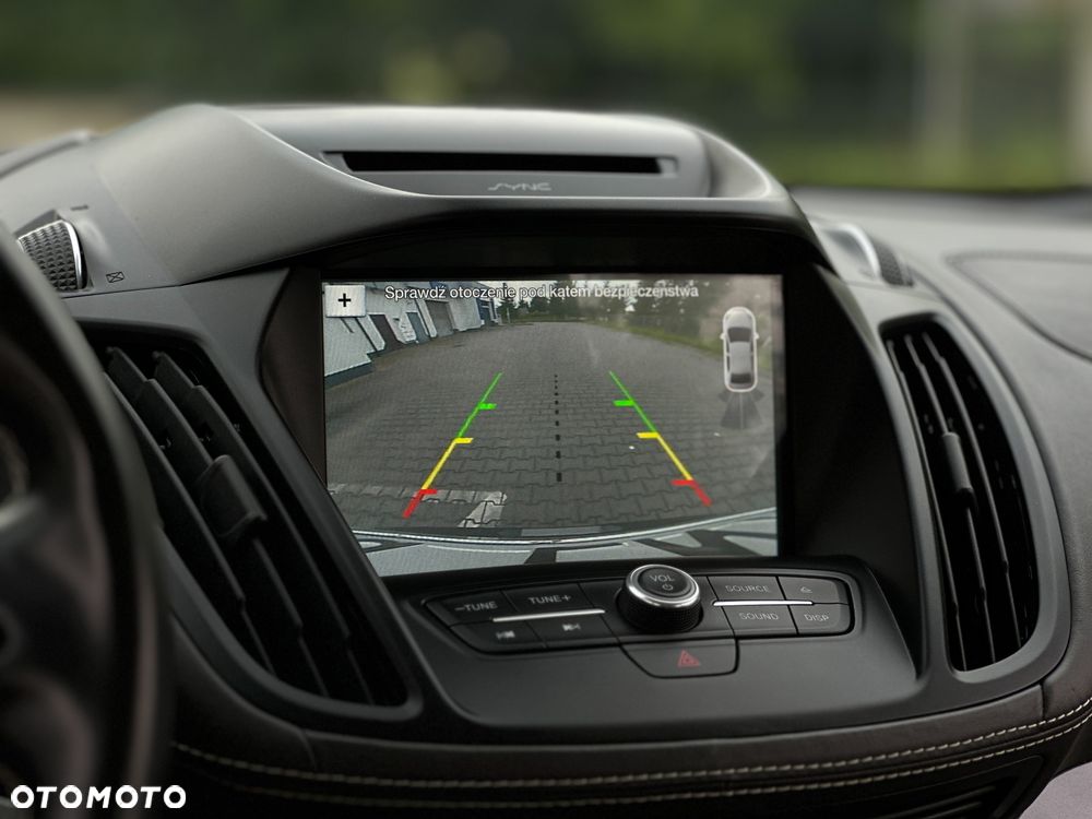 Ford Kuga 2.0 TDCi 4x4 Vignale - 28