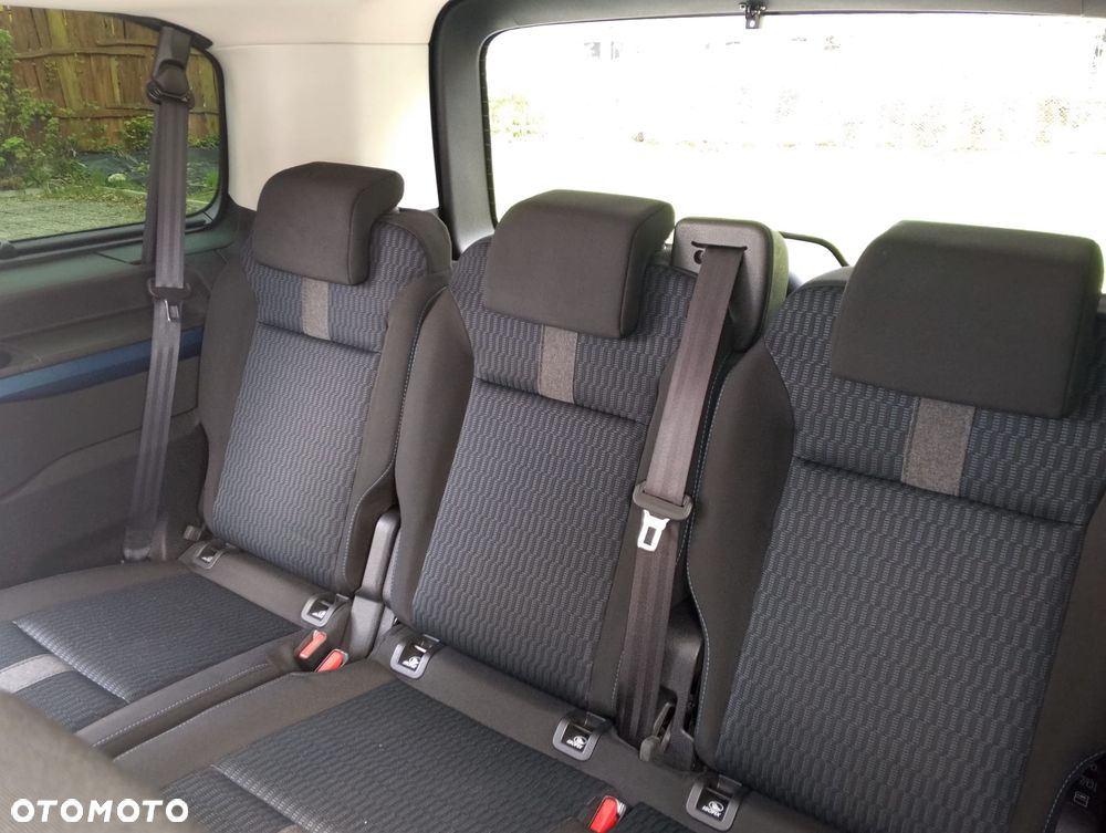 Peugeot Traveller 2.0 BlueHDi Compact Active - 27