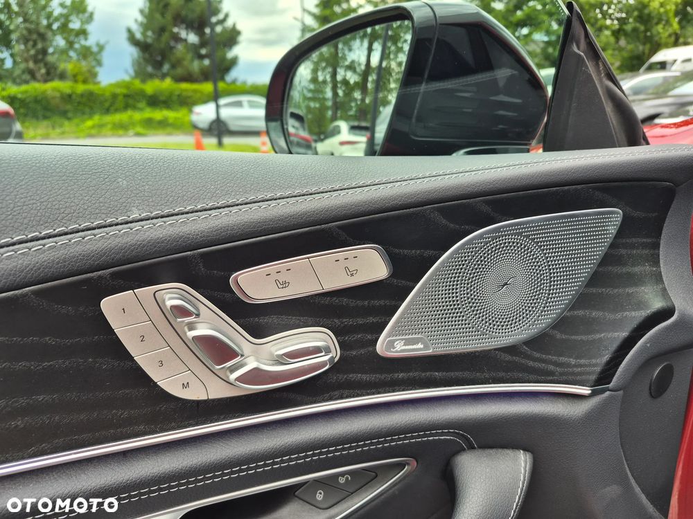 Mercedes-Benz CLS 300 d 4-Matic AMG - 20