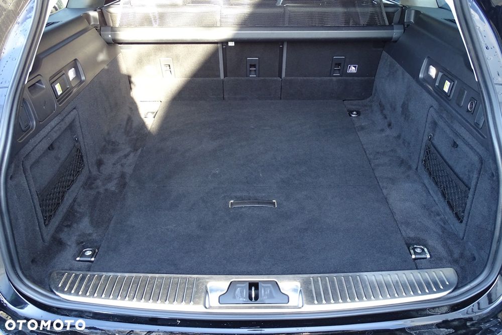 Jaguar XF 20d Prestige - 19