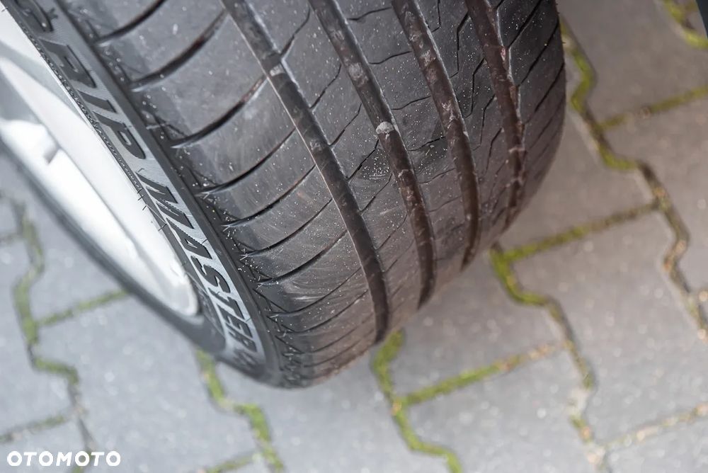 Volkswagen Touareg 3.0 V6 TDI SCR Blue Motion DPF Automatik Executive Edition - 32