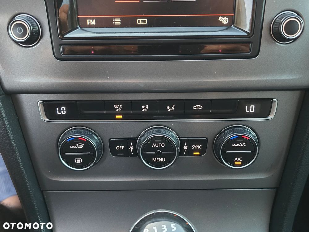 Volkswagen Golf 1.6 BlueTDI Comfortline - 34