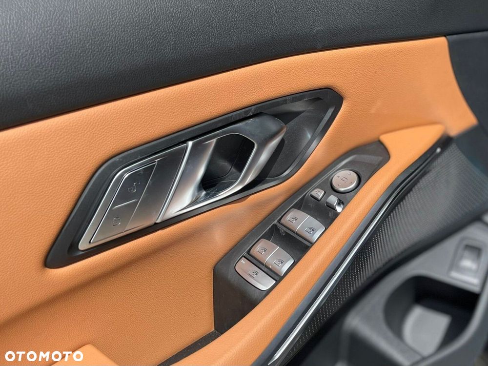 BMW Seria 3 - 13