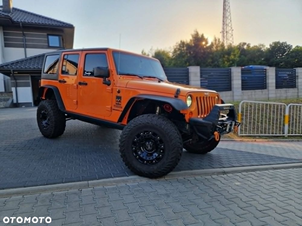 Jeep Wrangler - 11