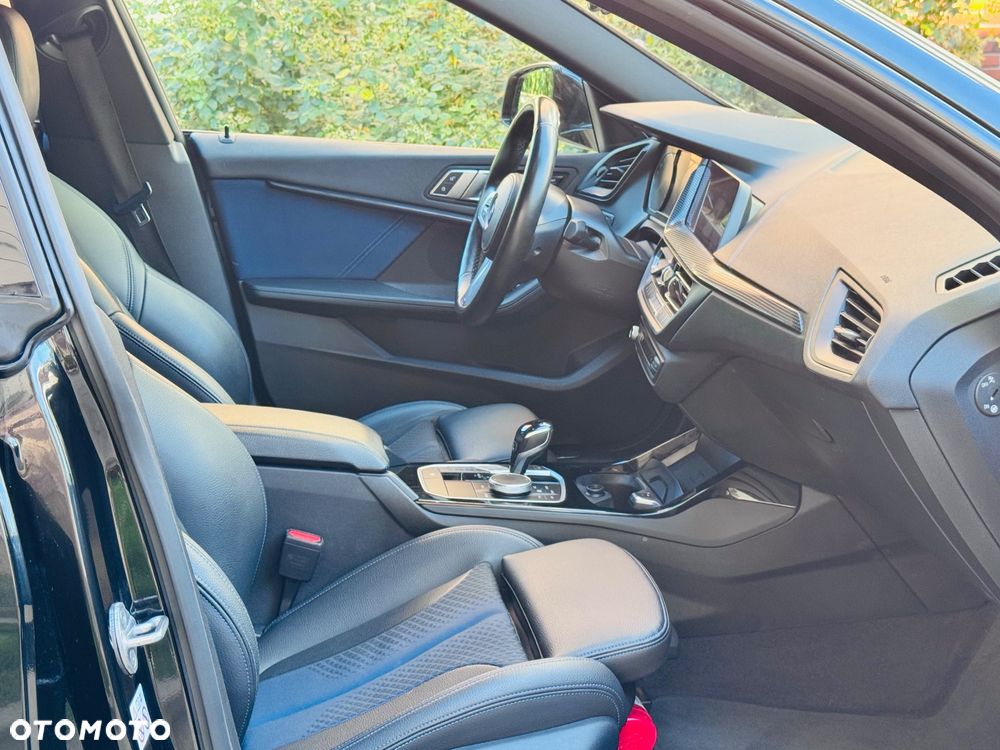 BMW Seria 2 218i M Sport - 25