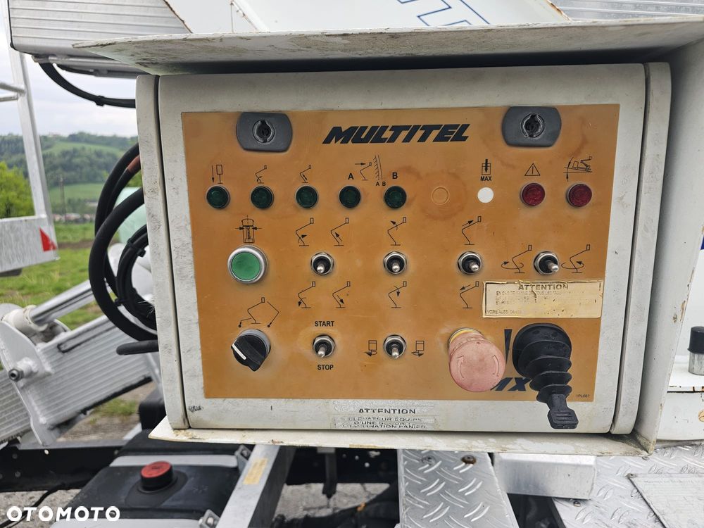 Nissan CABSTAR-MULTITEL NT400 - 12