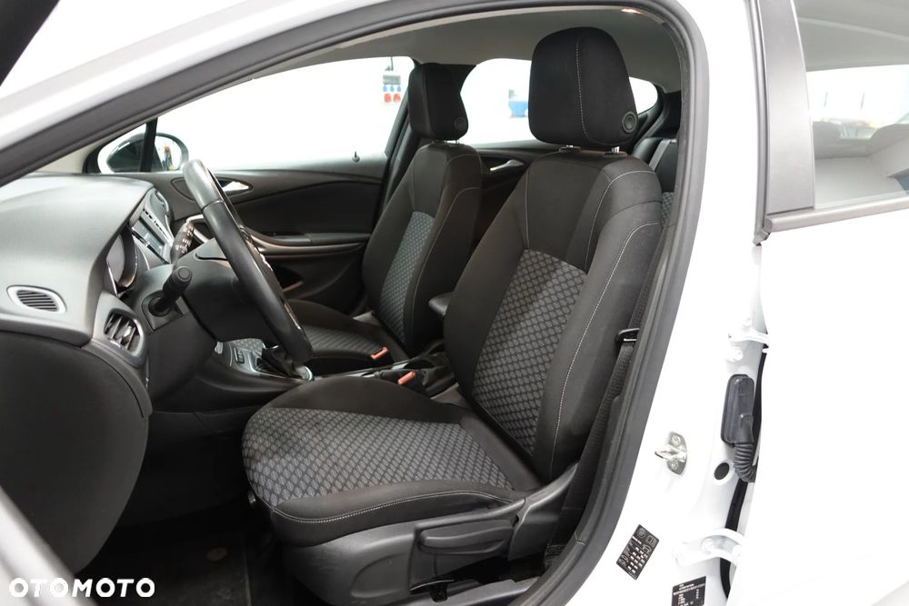 Opel Astra 1.5 D Start/Stop - 22