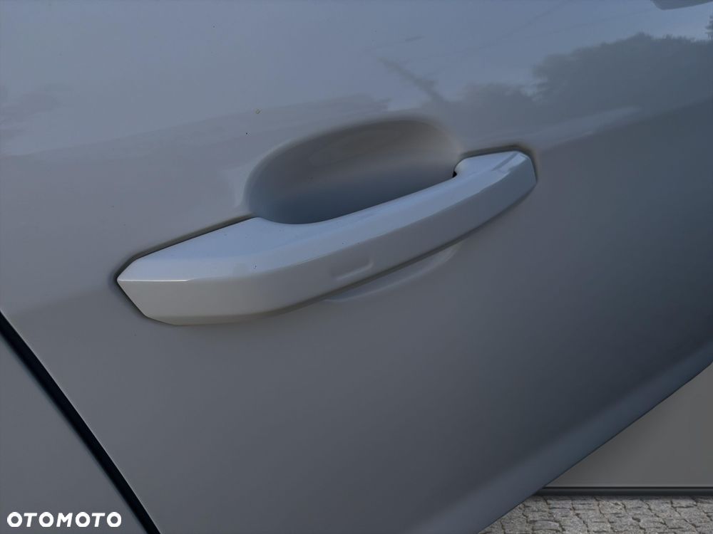 Audi A4 Avant 35 TFSI mHEV Advanced S tronic - 24