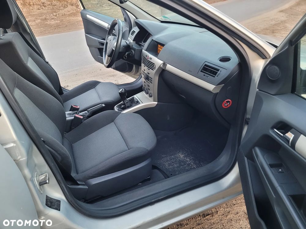 Opel Astra - 10