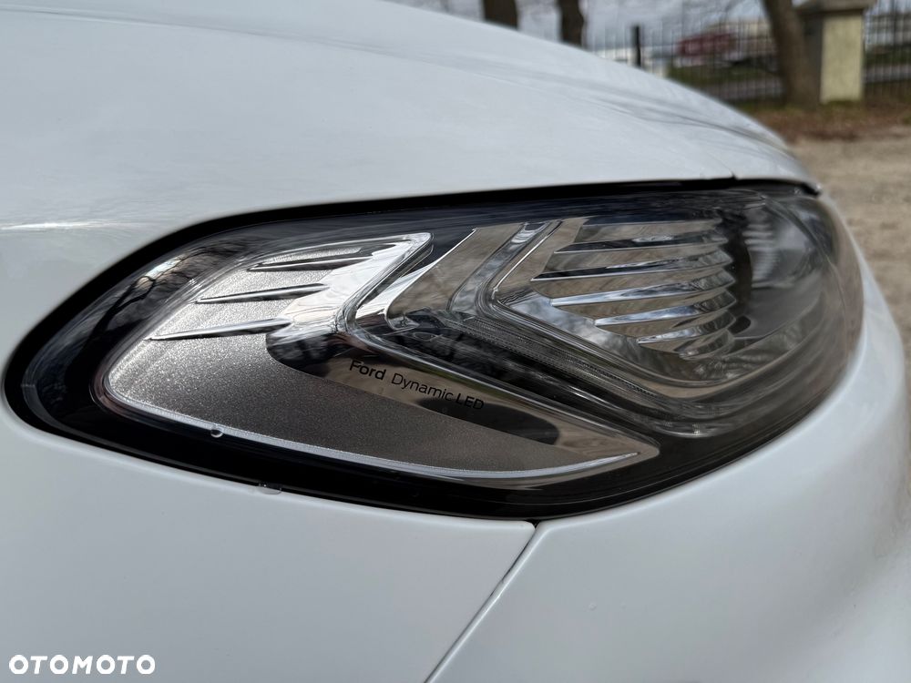 Ford Mondeo 2.0 EcoBlue Executive Plus - 34