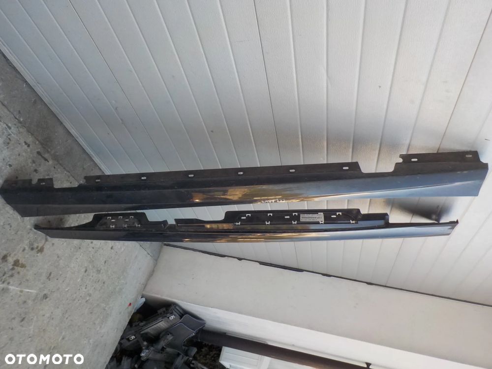 BMW SERIA 1 E87 LISTWA PROGOWA PRAWA I LEWA KOMPLET  KOLOR MONACOBLAU METALLIC - 9