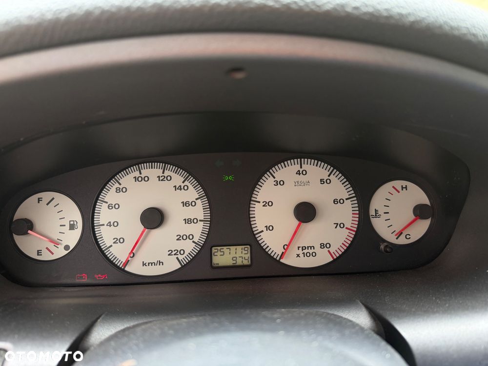 Fiat Brava 1.2 16V Steel - 12