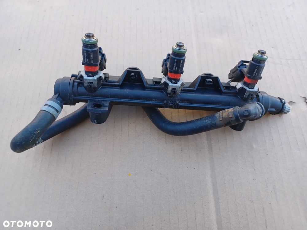 LISTWA WTRYSKOWA VW SEAT 1.2 B 03E133320A - 1