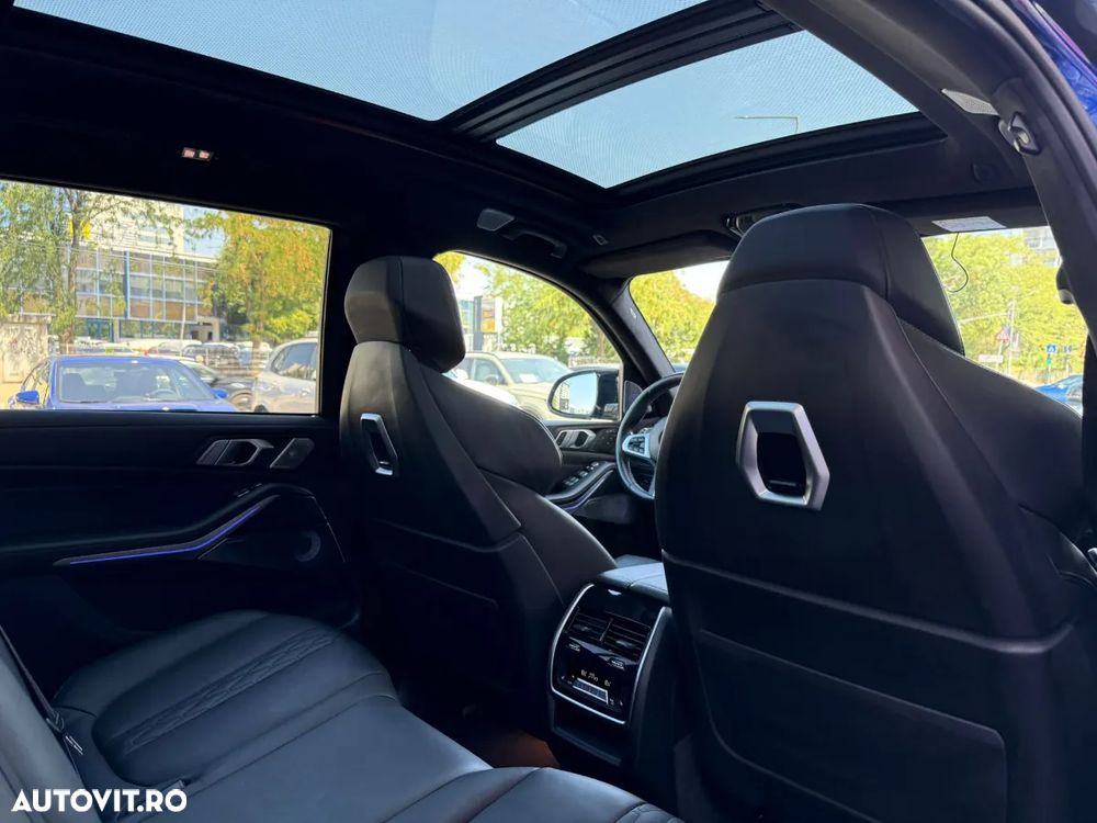 BMW X7 M60i xDrive - 26