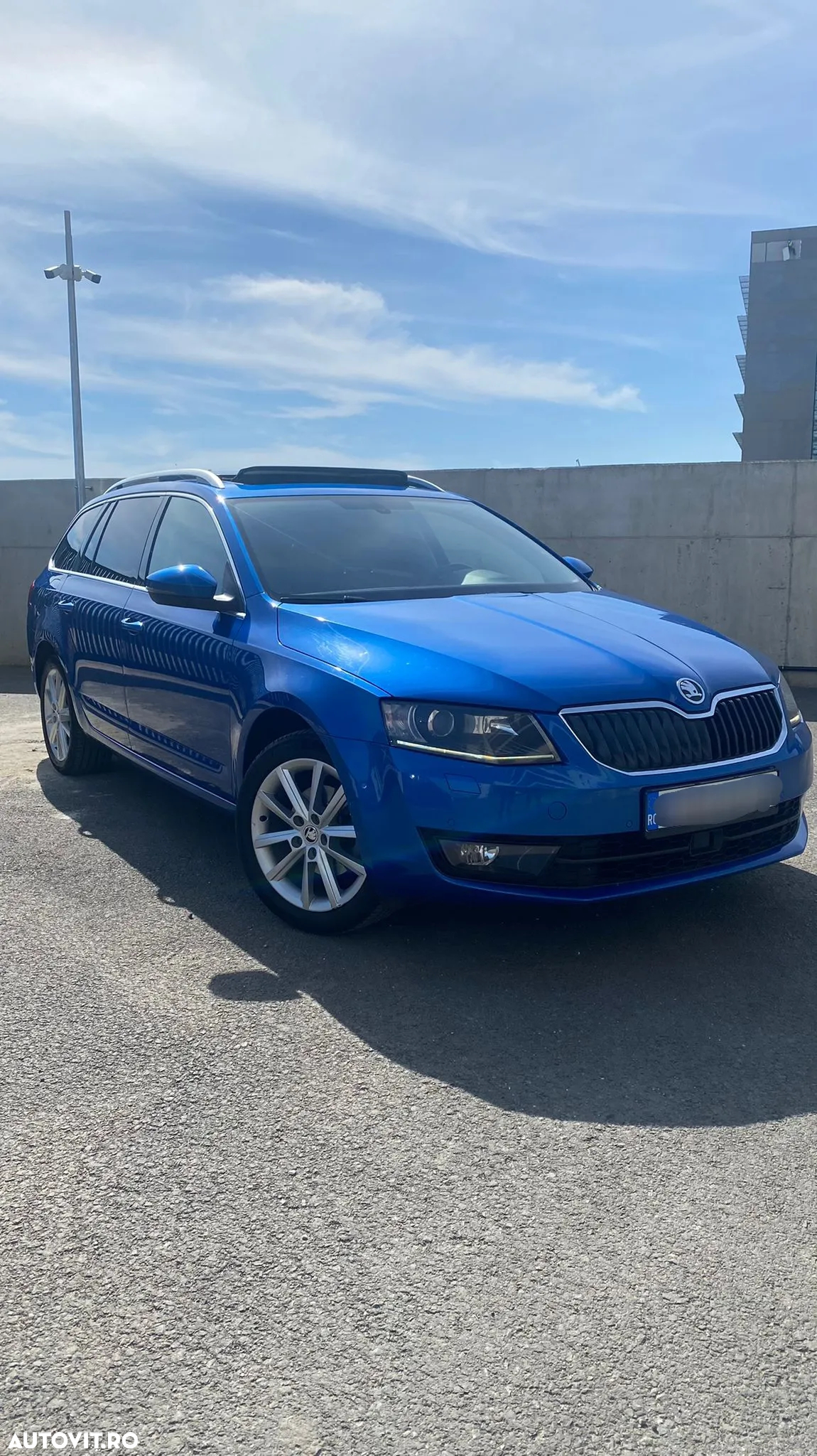 Skoda Octavia 1.4 TSI ELEGANCE DSG - 2