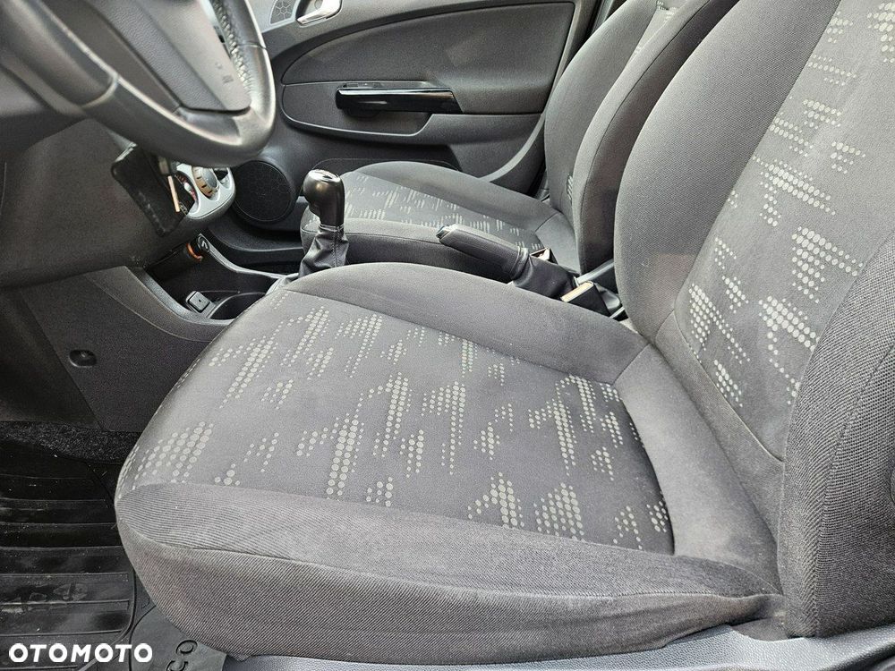 Opel Corsa 1.4 16V Active - 22