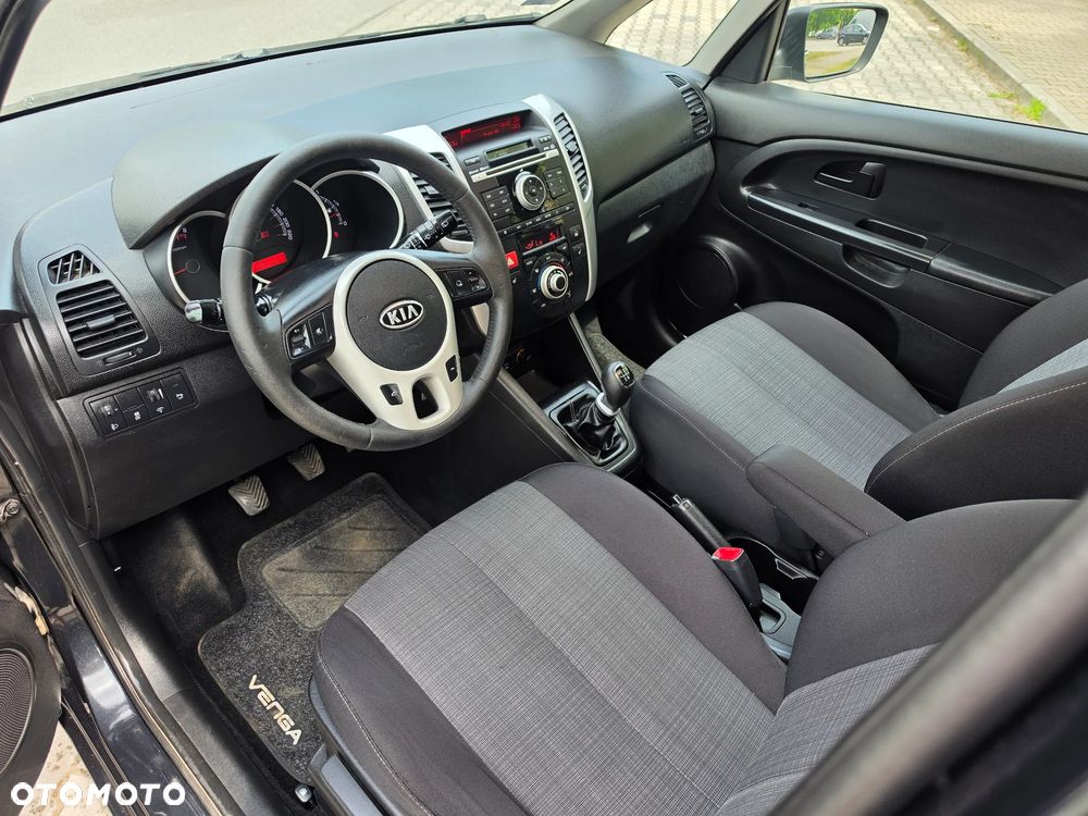 Kia Venga 1.4 CVVT Vision - 6