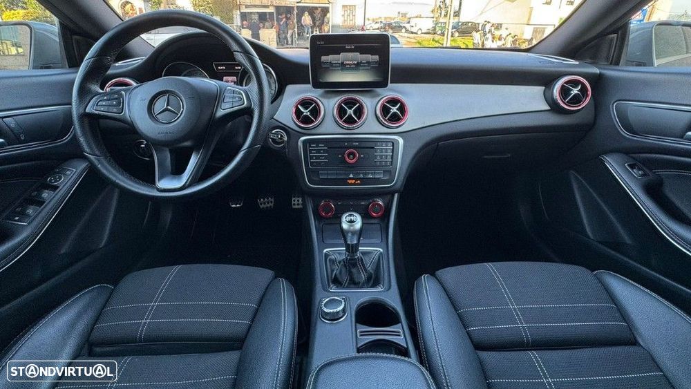 Mercedes-Benz CLA 200 d Shooting Brake Urban - 21