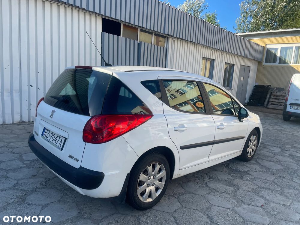 Peugeot 207 1.6 HDi - 6