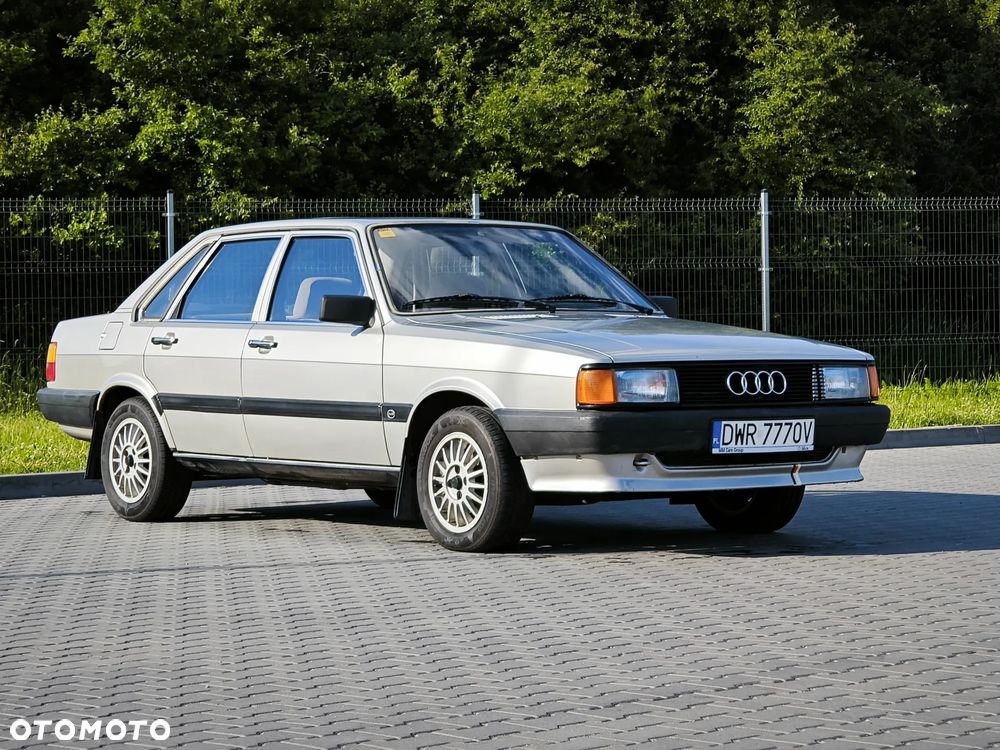 Audi 80 1.8 CC - 3